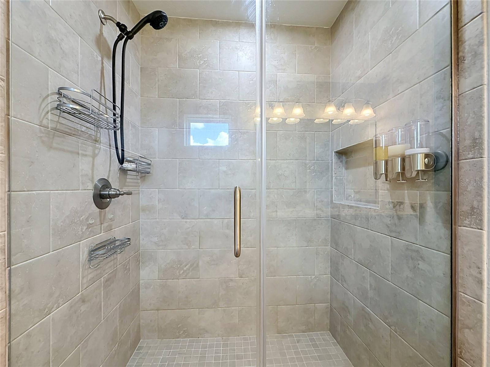 523 Bahia Circle Ter Property Photo 37