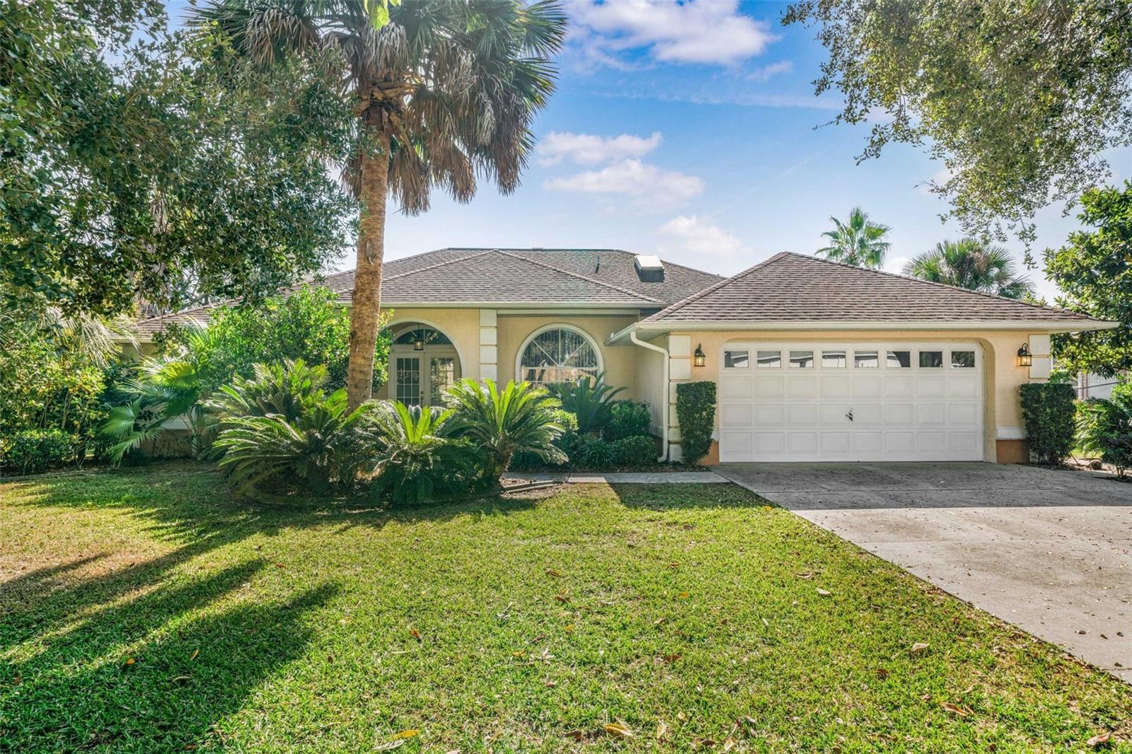 1125 N Sabal Palm Way Property Photo 1