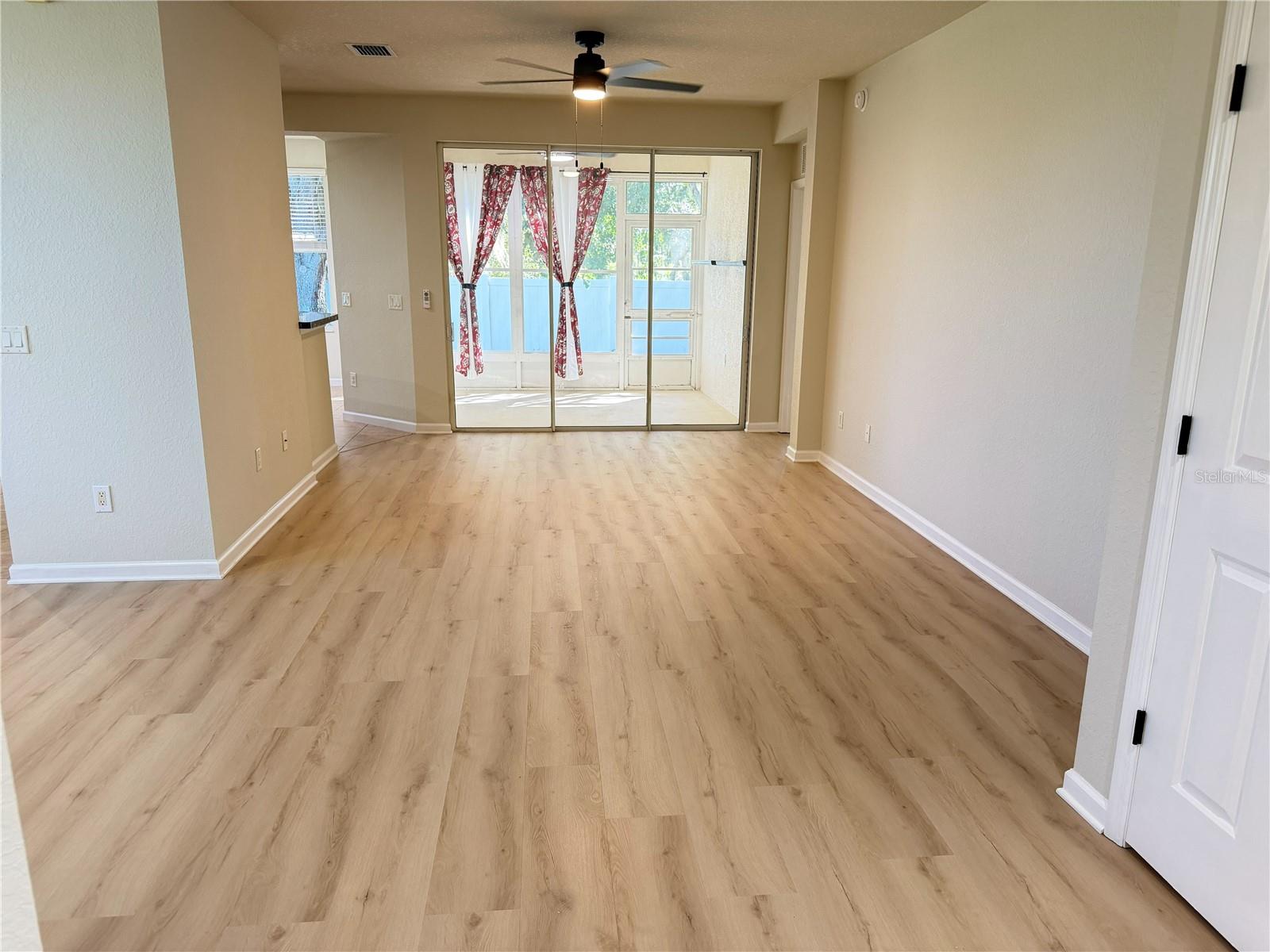 4530 Sw 52nd Cir #101 Property Photo 6