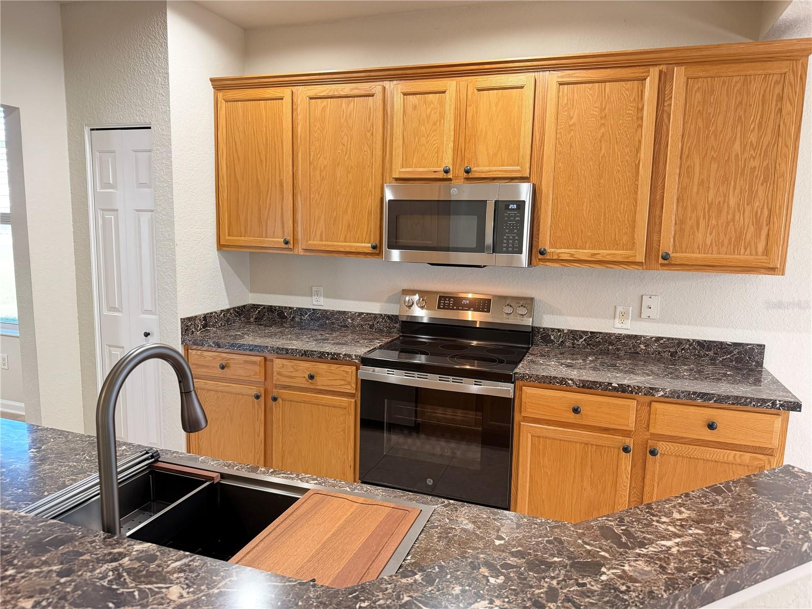4530 Sw 52nd Cir #101 Property Photo 15