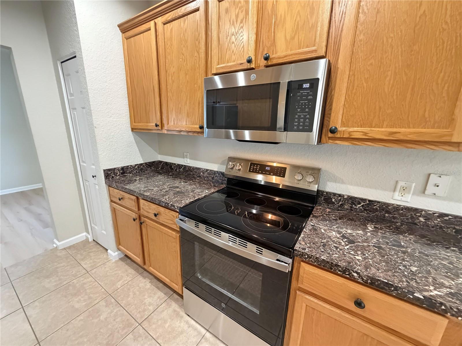 4530 Sw 52nd Cir #101 Property Photo 16