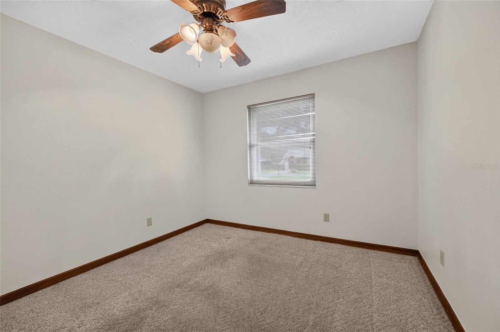 3745 Ne 18th Ave Property Photo 11