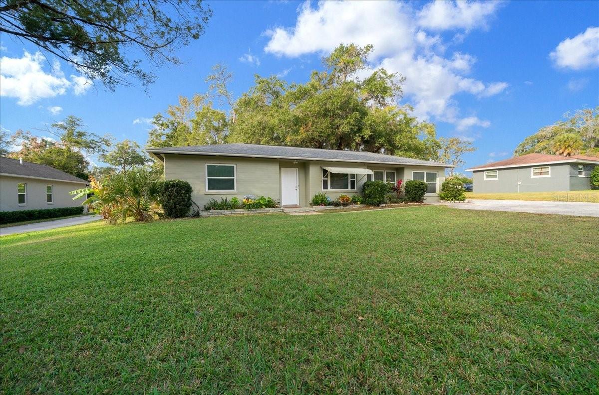 2810 Se Lake Weir Ave Property Photo 4