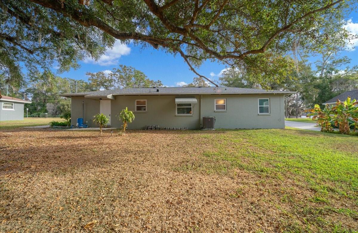 2810 Se Lake Weir Ave Property Photo 12
