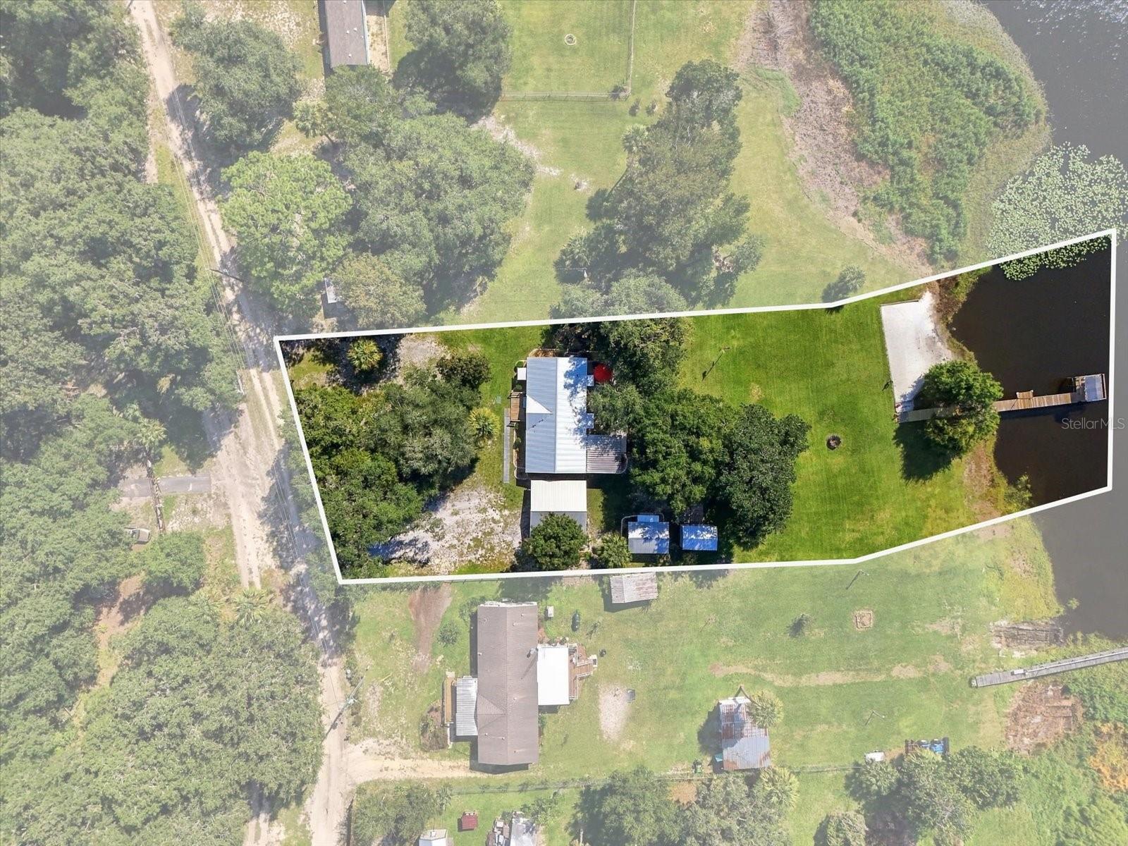 145 & 143 Faye St Property Photo 48