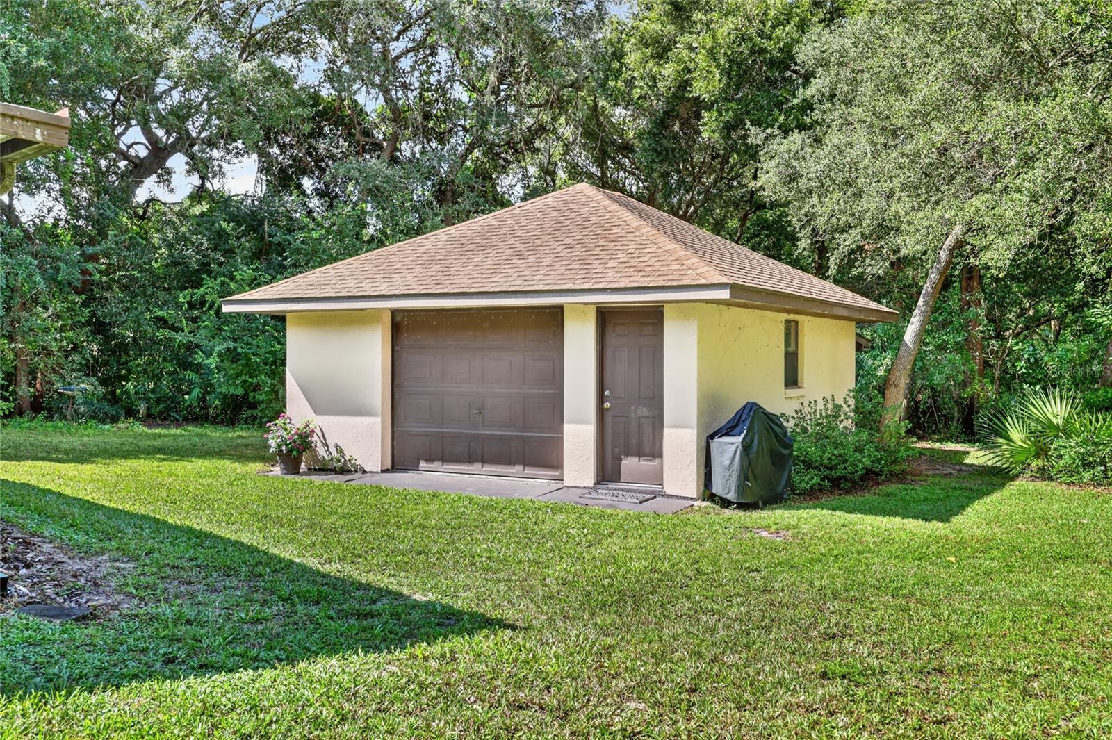 3450 Sw 52nd Ter Property Photo 4