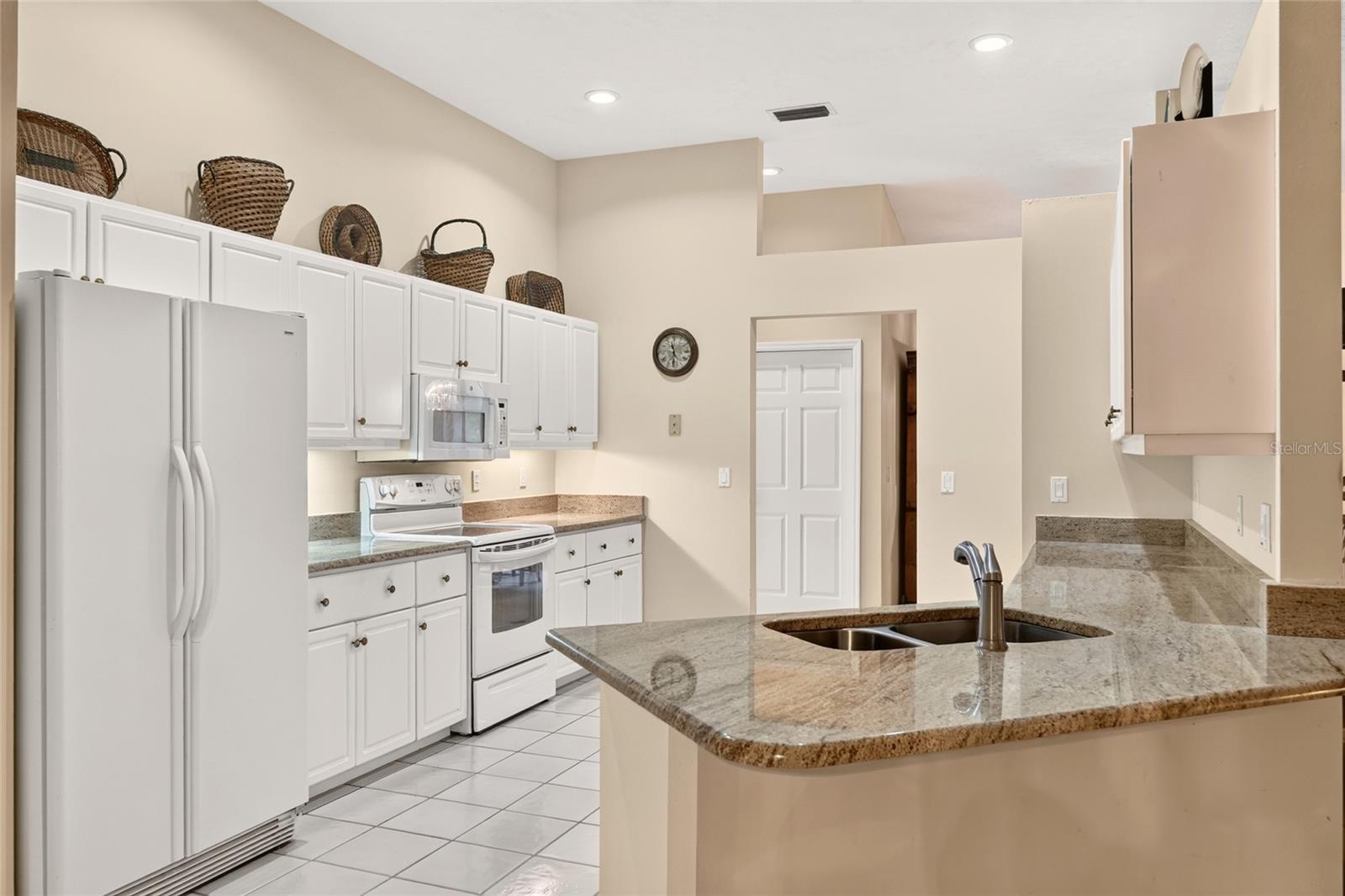 3450 Sw 52nd Ter Property Photo 11