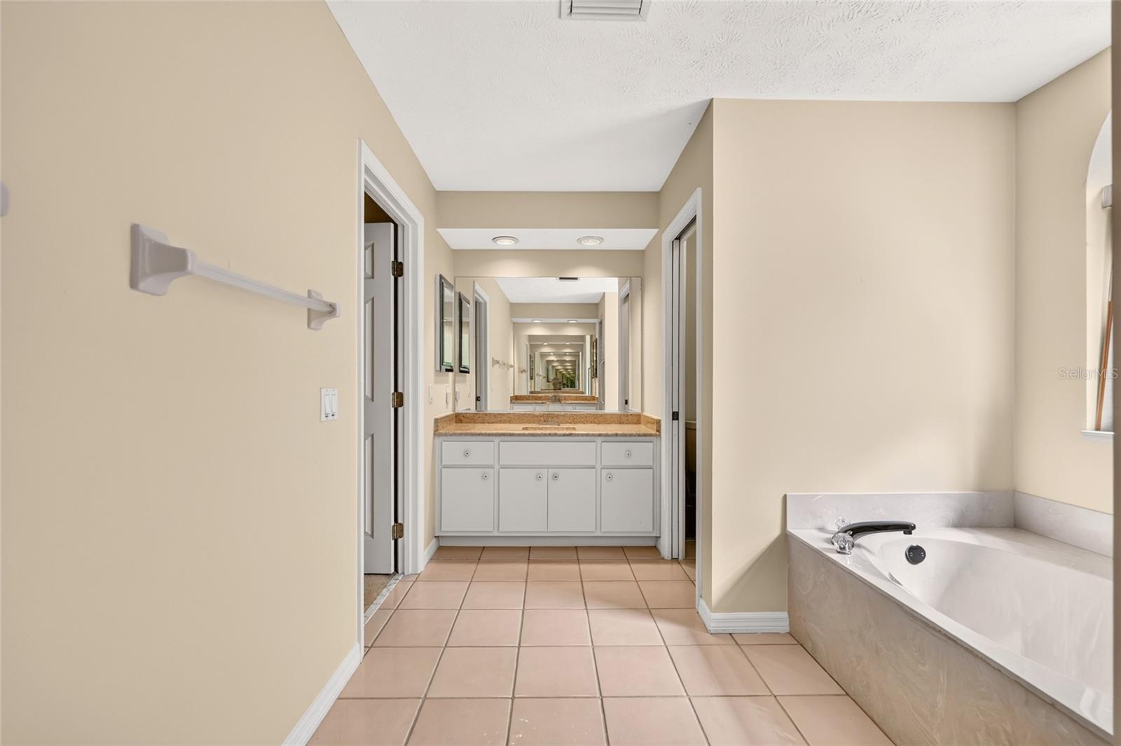 3450 Sw 52nd Ter Property Photo 21