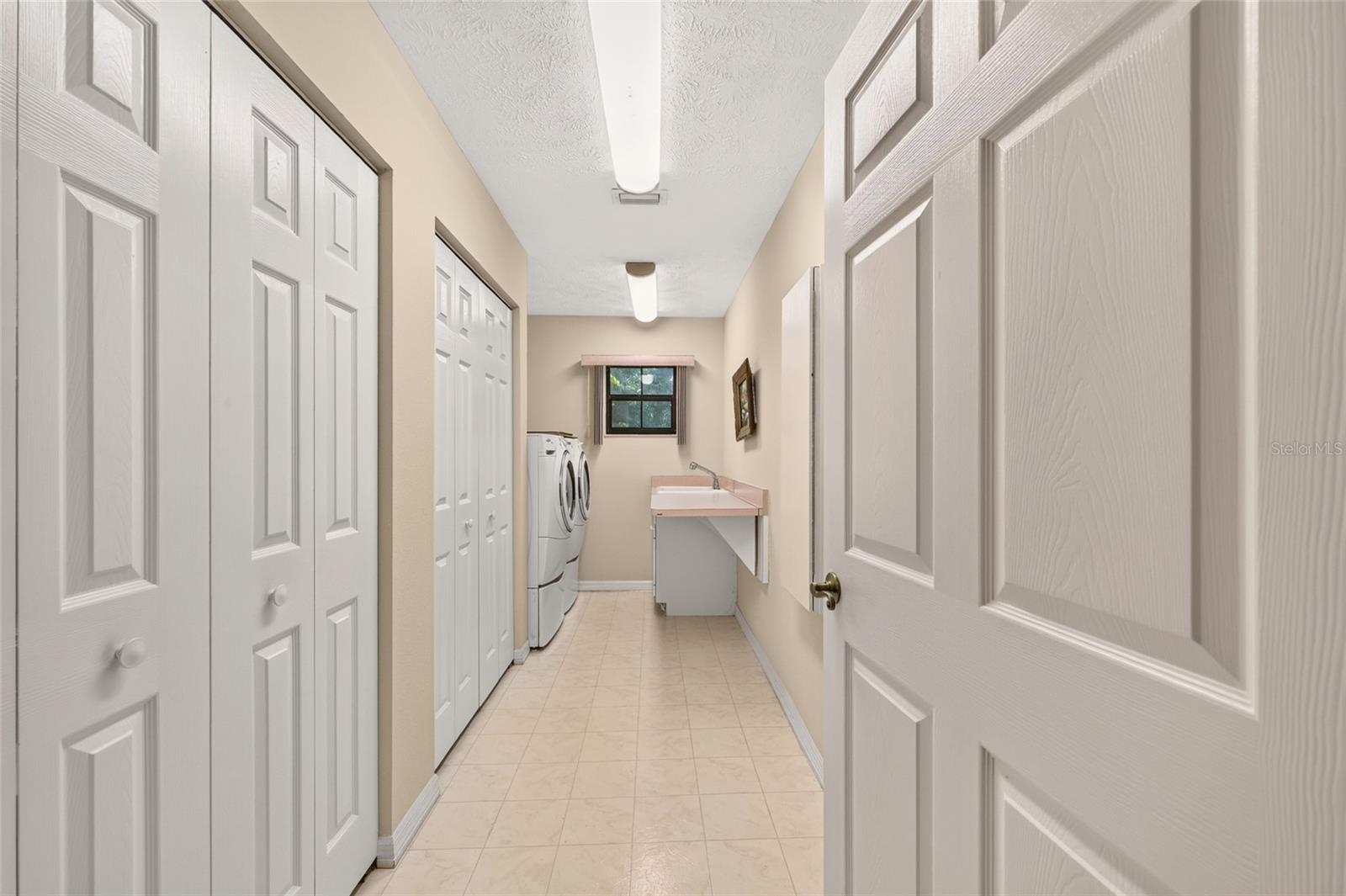 3450 Sw 52nd Ter Property Photo 26