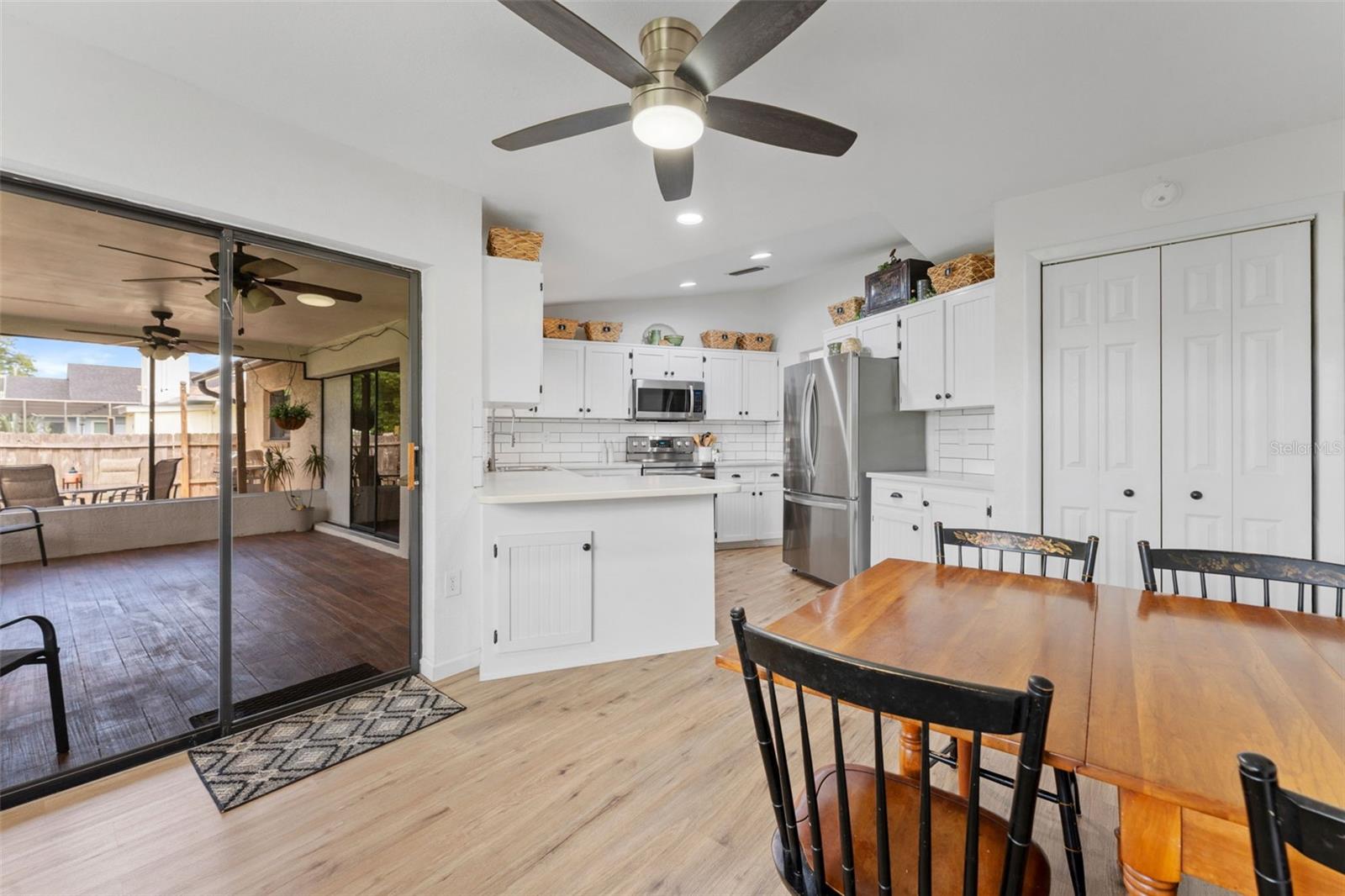 8428 Elgrove St Property Photo 18
