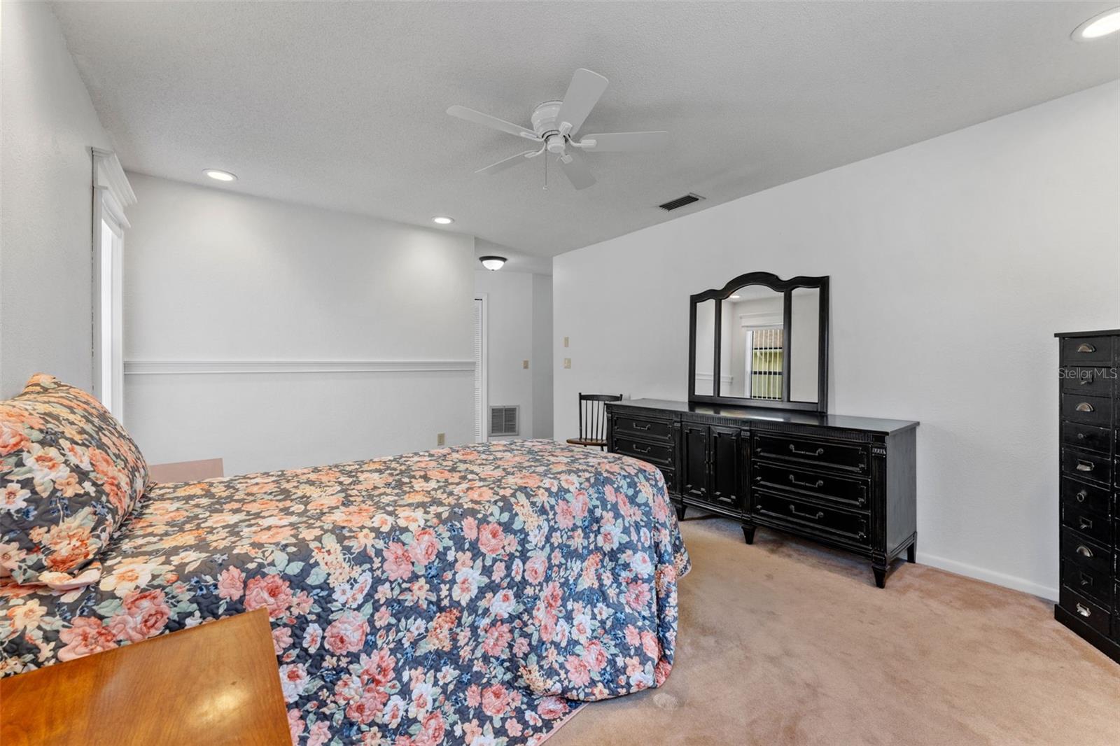 8428 Elgrove St Property Photo 23