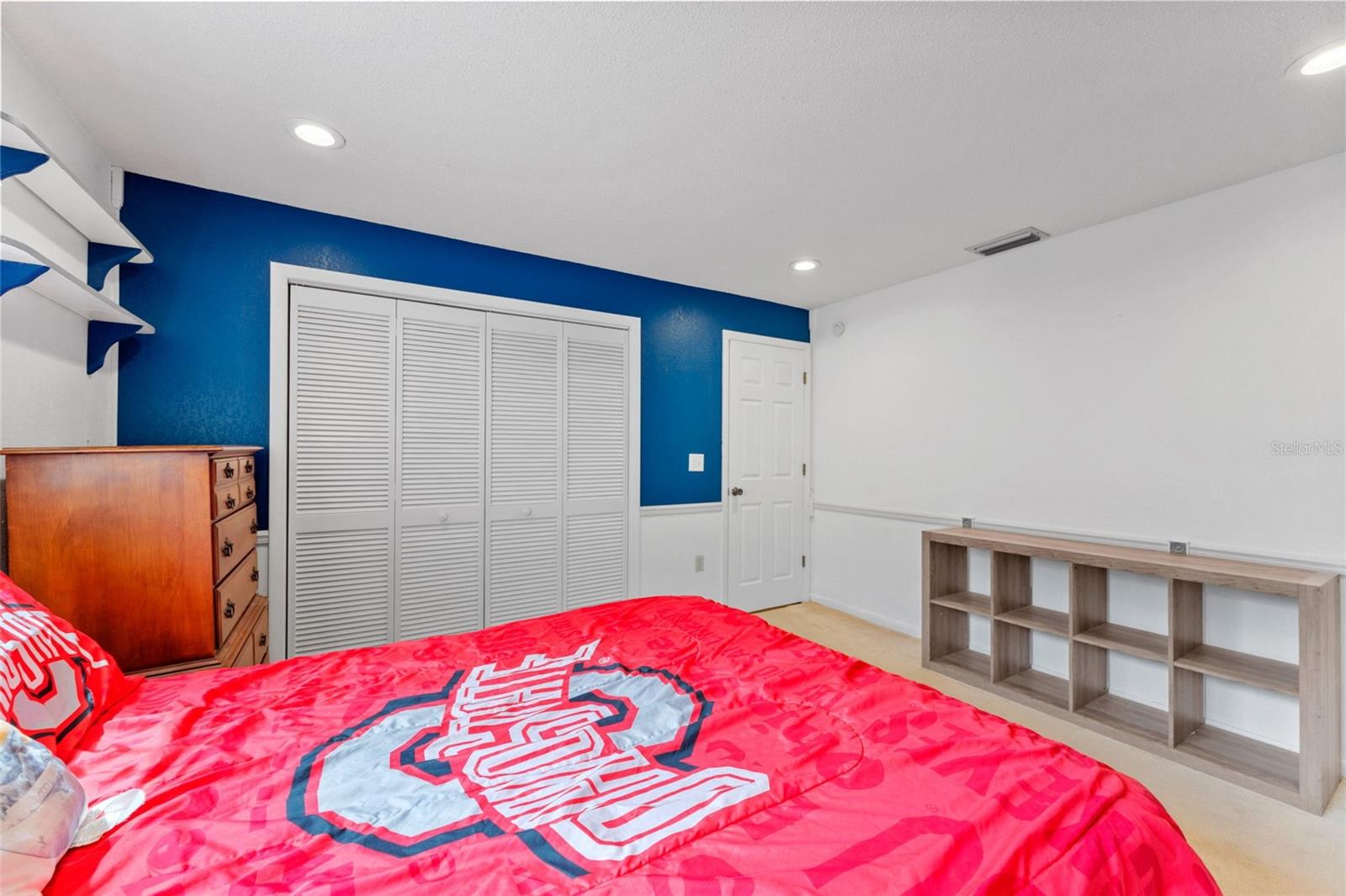 8428 Elgrove St Property Photo 28