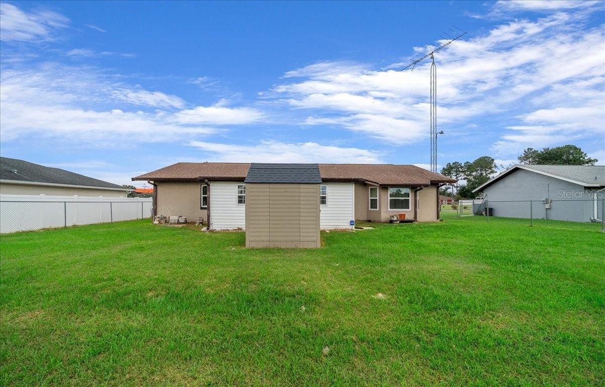 4870 Sw 147th Loop Property Photo 16