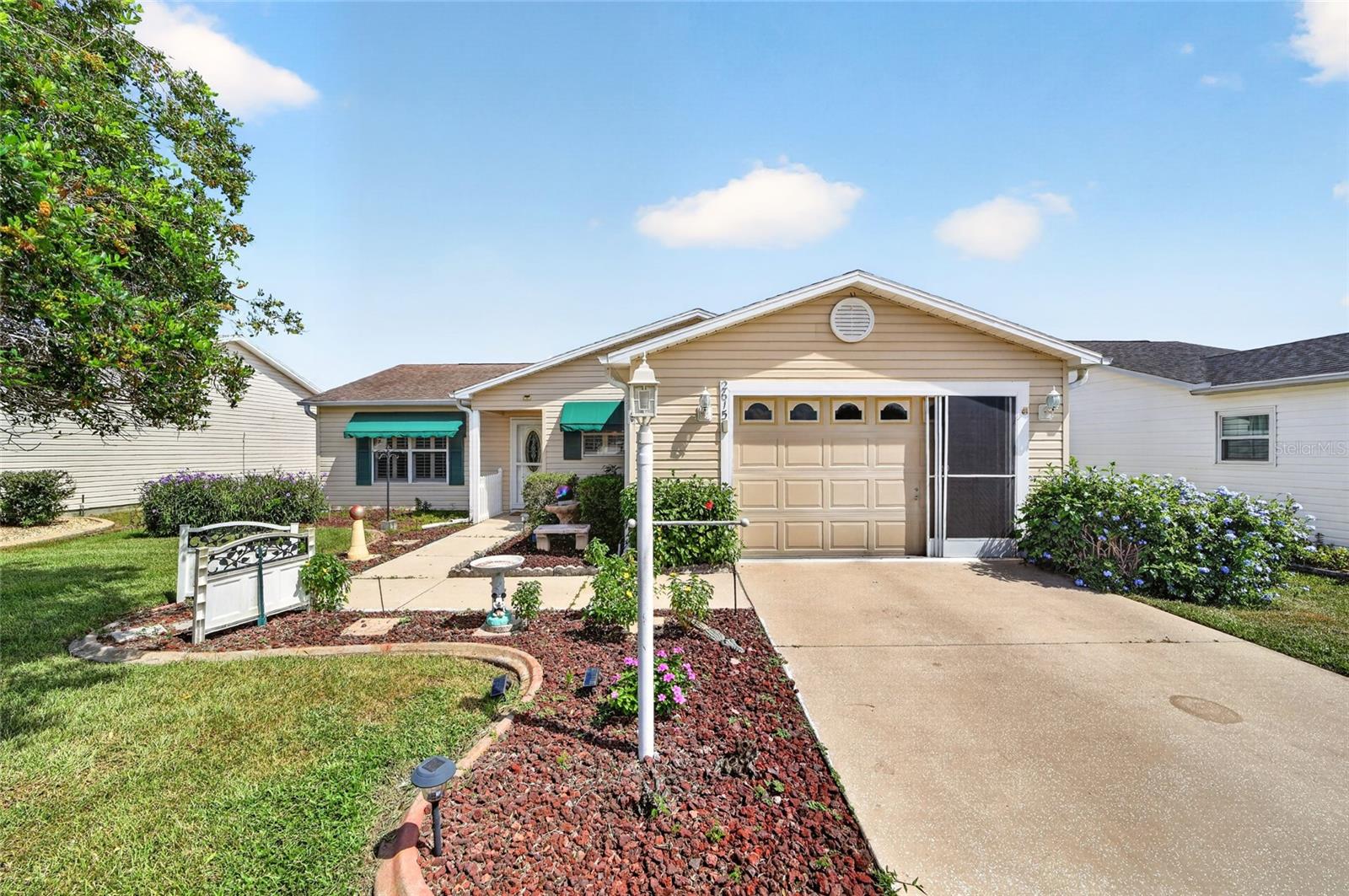 2615 Privada Dr Property Photo 3