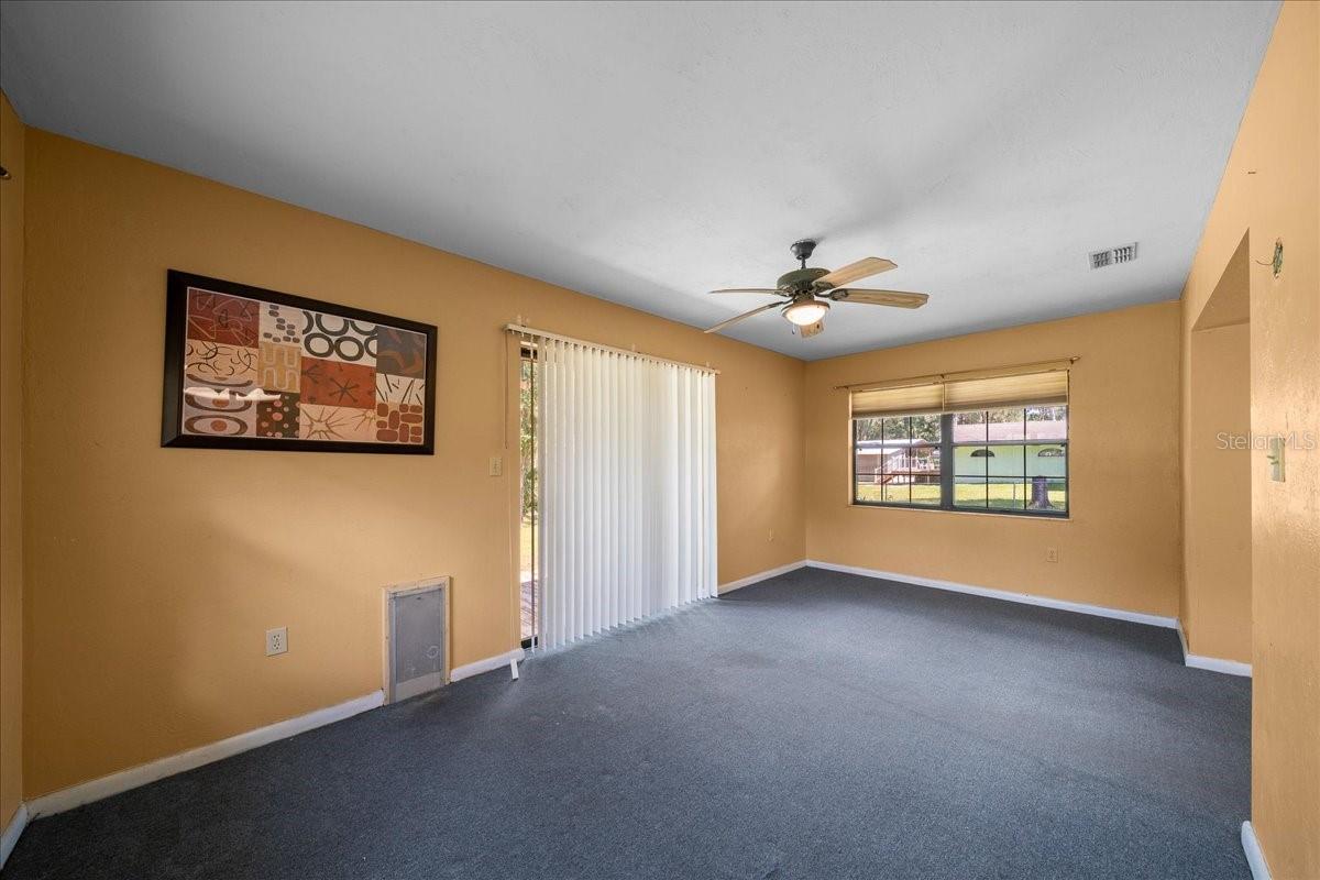 8599 E Hampton Point Rd Property Photo 13