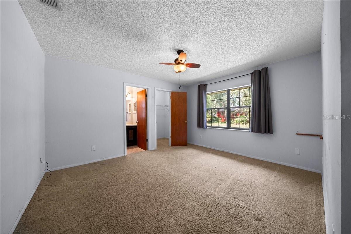 8599 E Hampton Point Rd Property Photo 14