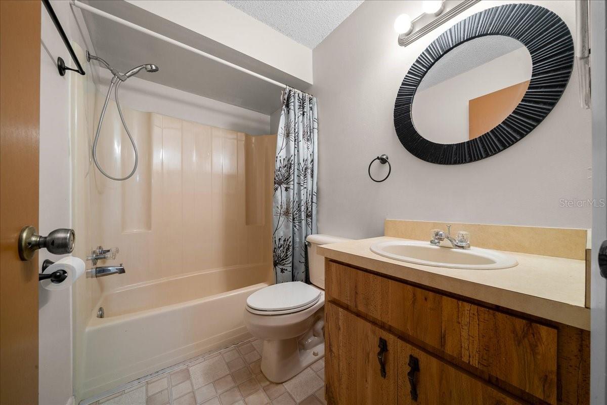 8599 E Hampton Point Rd Property Photo 22
