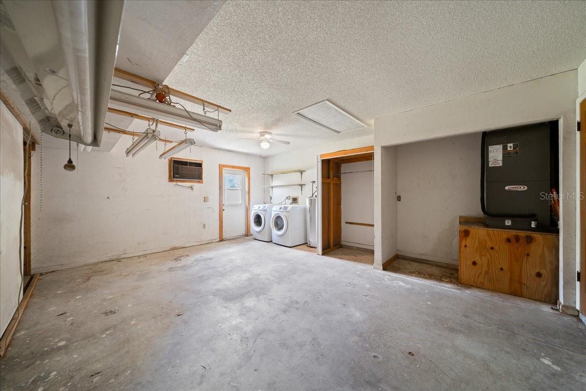 8599 E Hampton Point Rd Property Photo 27