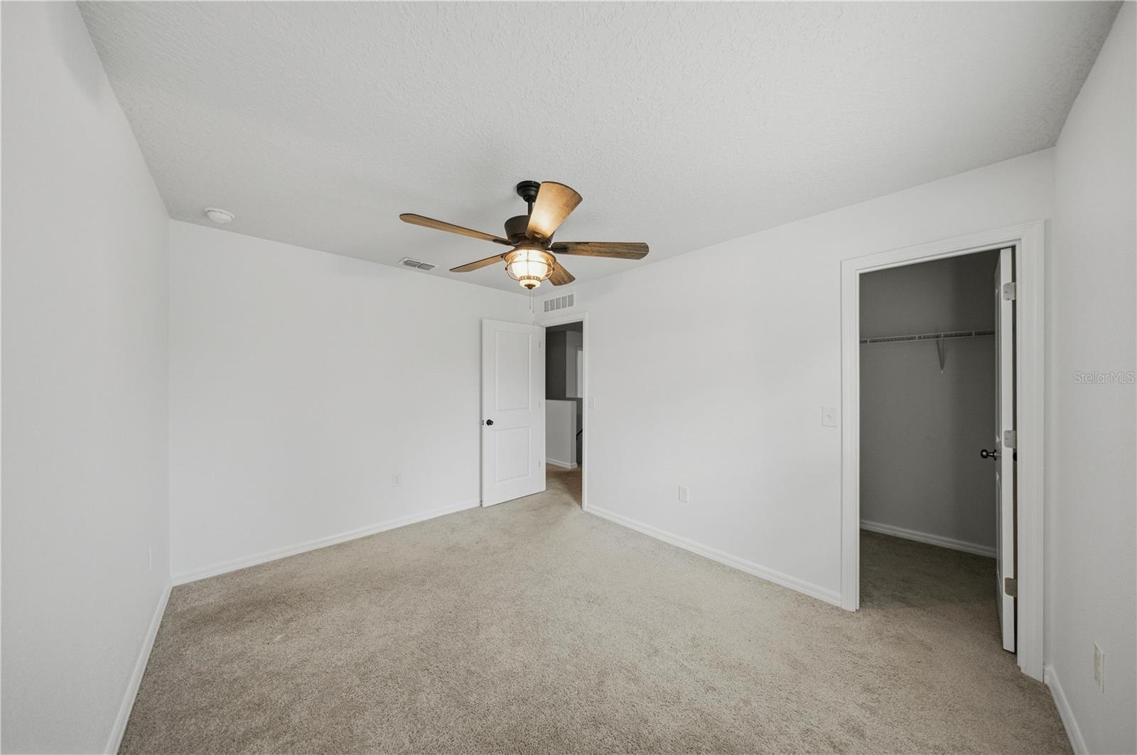 2934 W Higgins Pl Property Photo 25