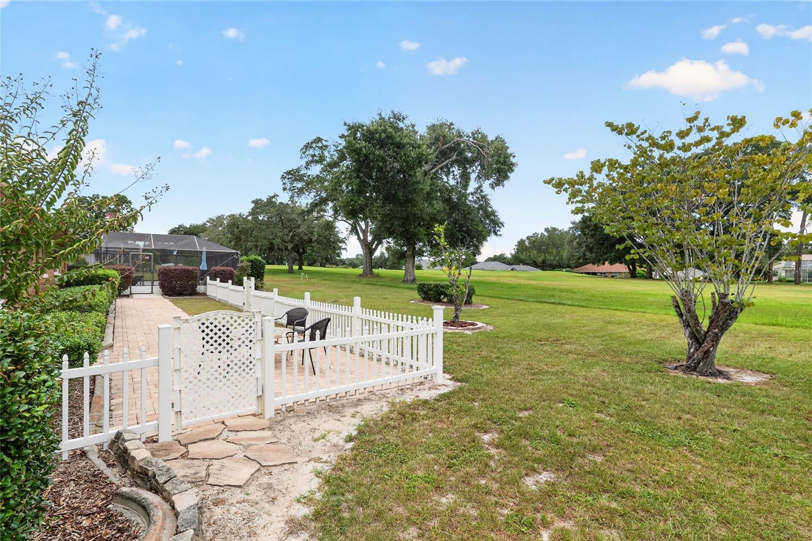 205 E Falconry Ct Property Photo 79