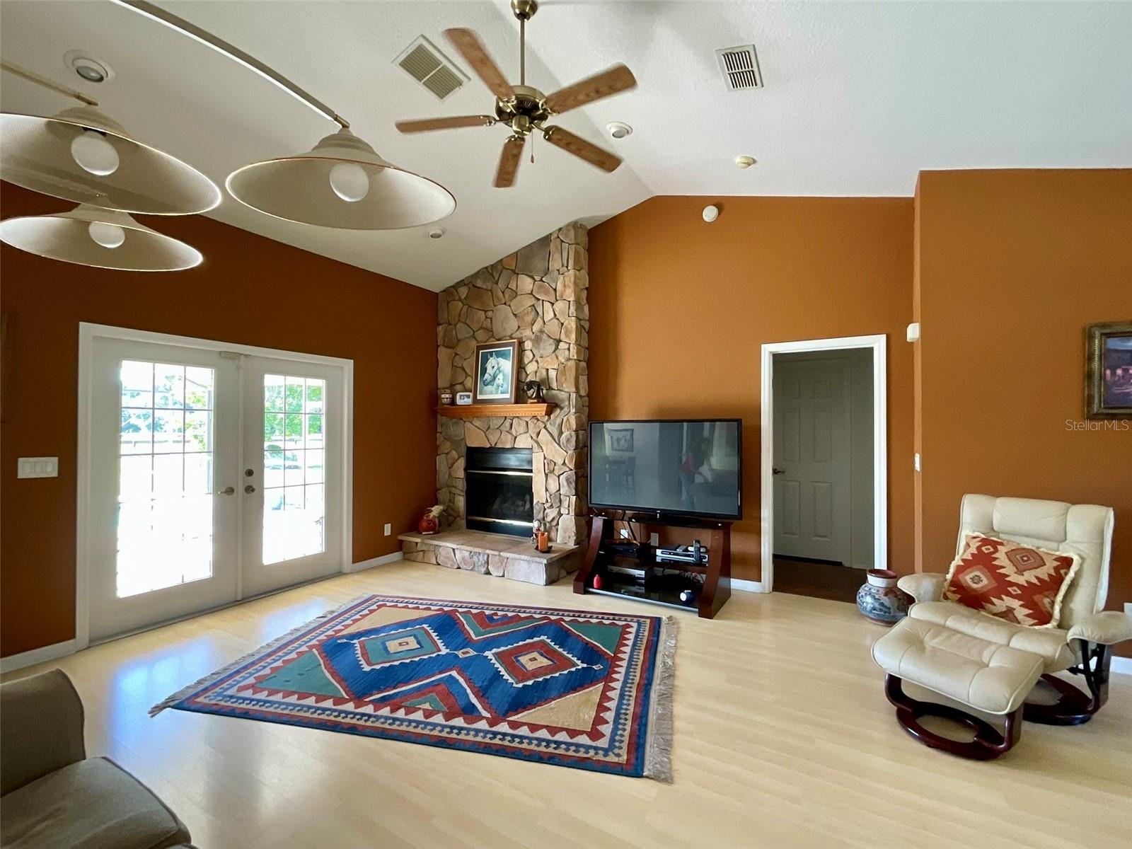 20970 Ne 30th St Property Photo 4