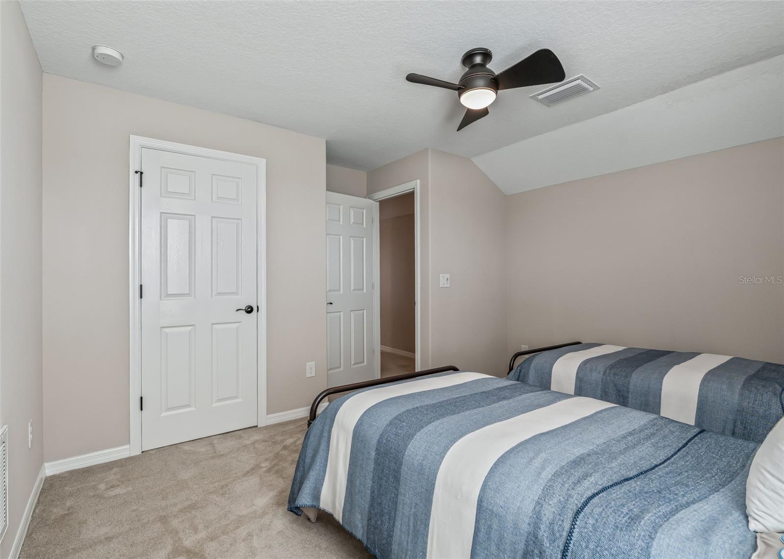 5565 Nw 43rd Lane Rd Property Photo 37