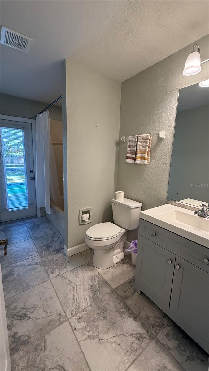 3974 Se 24th Ct Property Photo 12