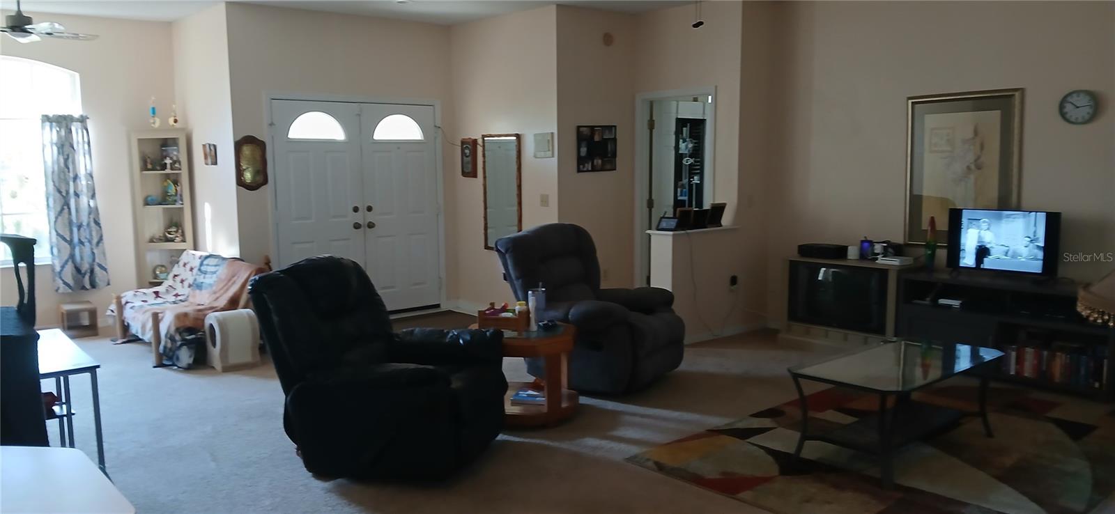 2 Black Willow Ct N Property Photo 16