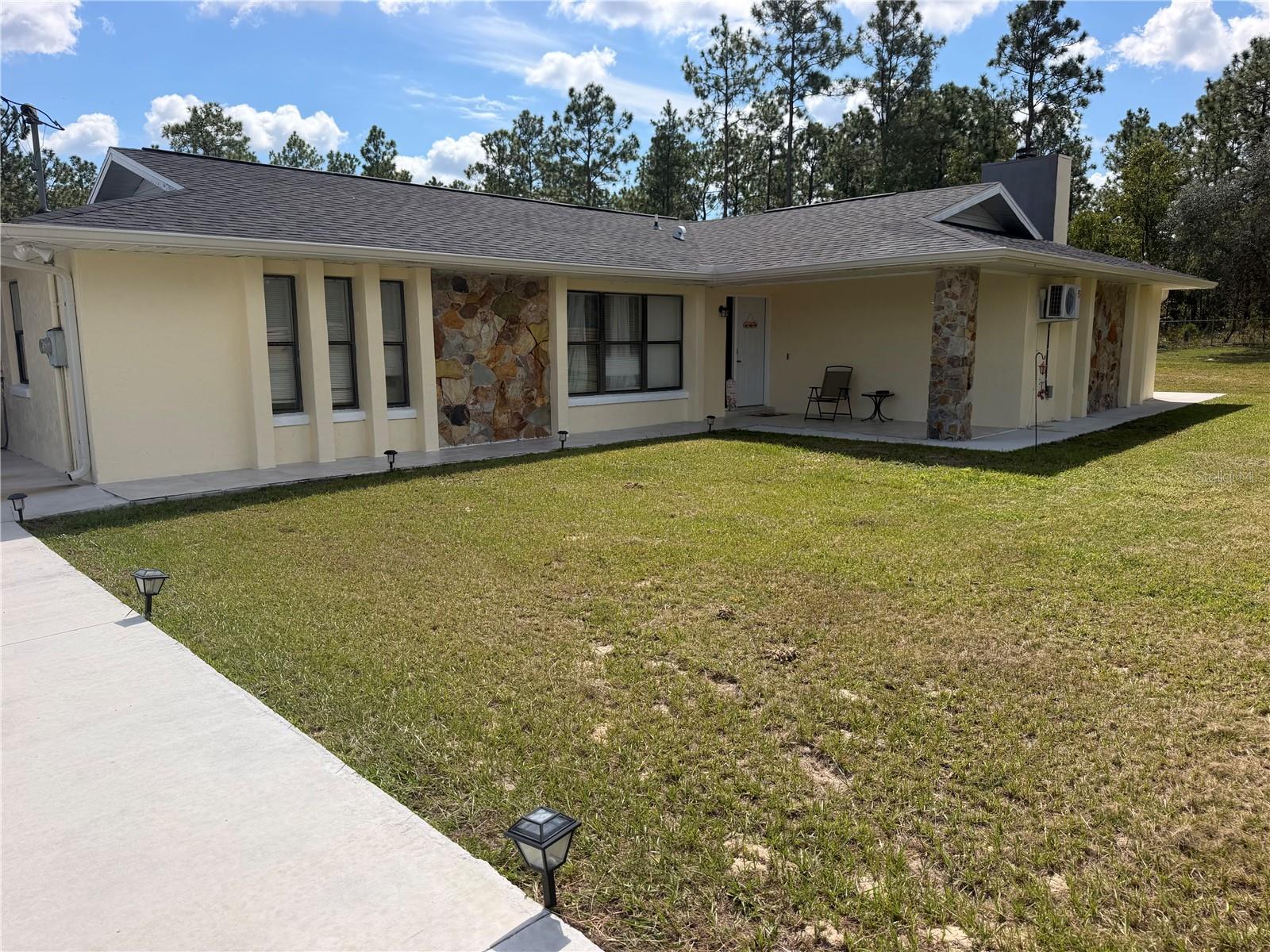 6525 SW 138TH TER Property Photo 1