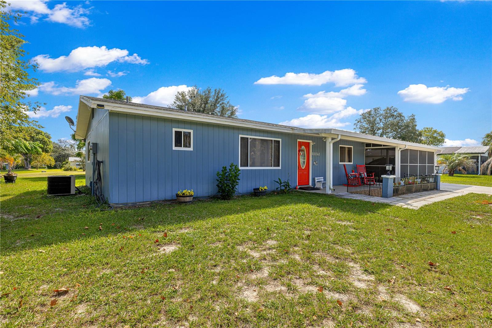 10041 Sw 99th Ter Property Photo 4