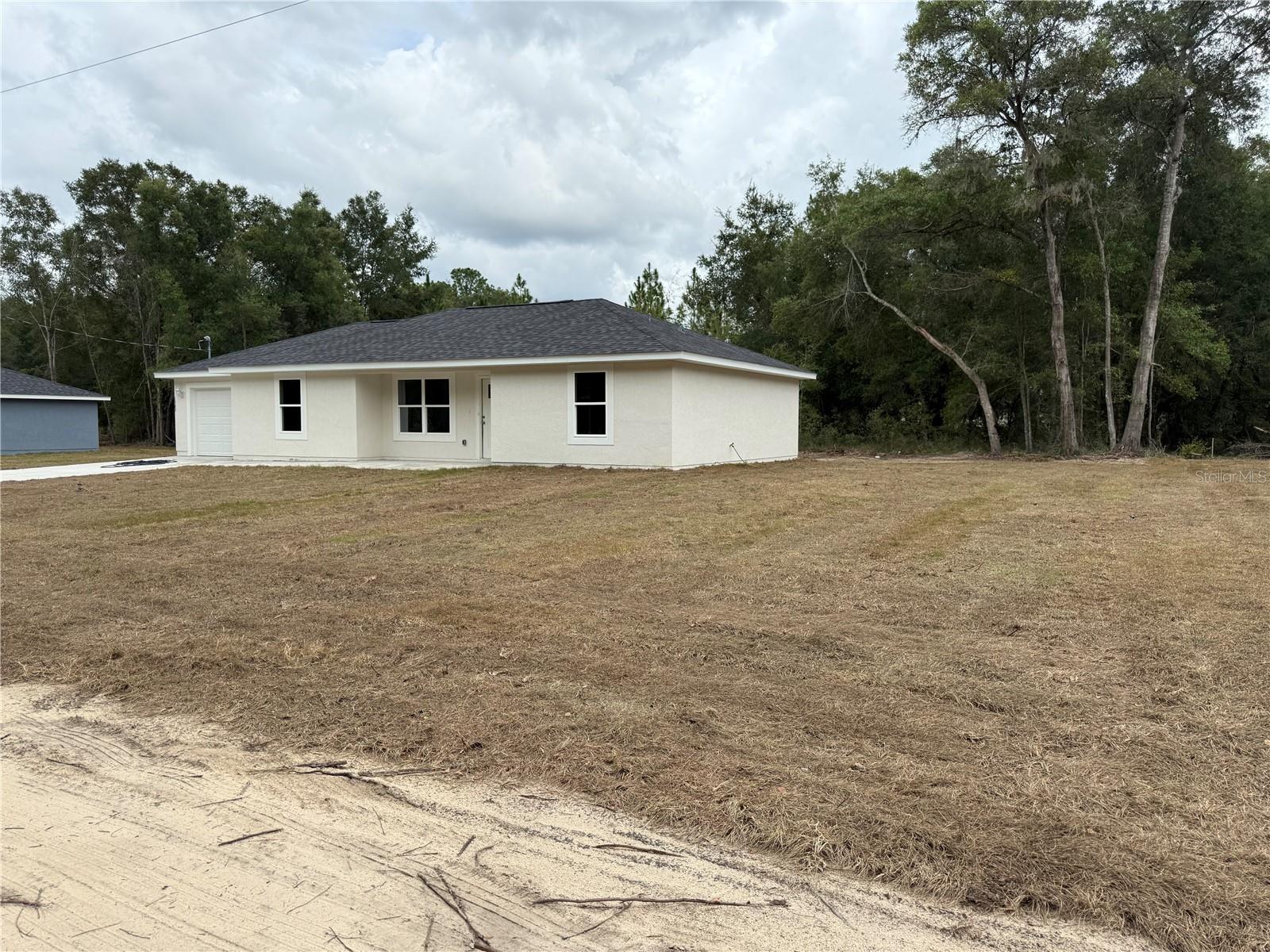 1323 Nw 52nd Ct Property Photo 2