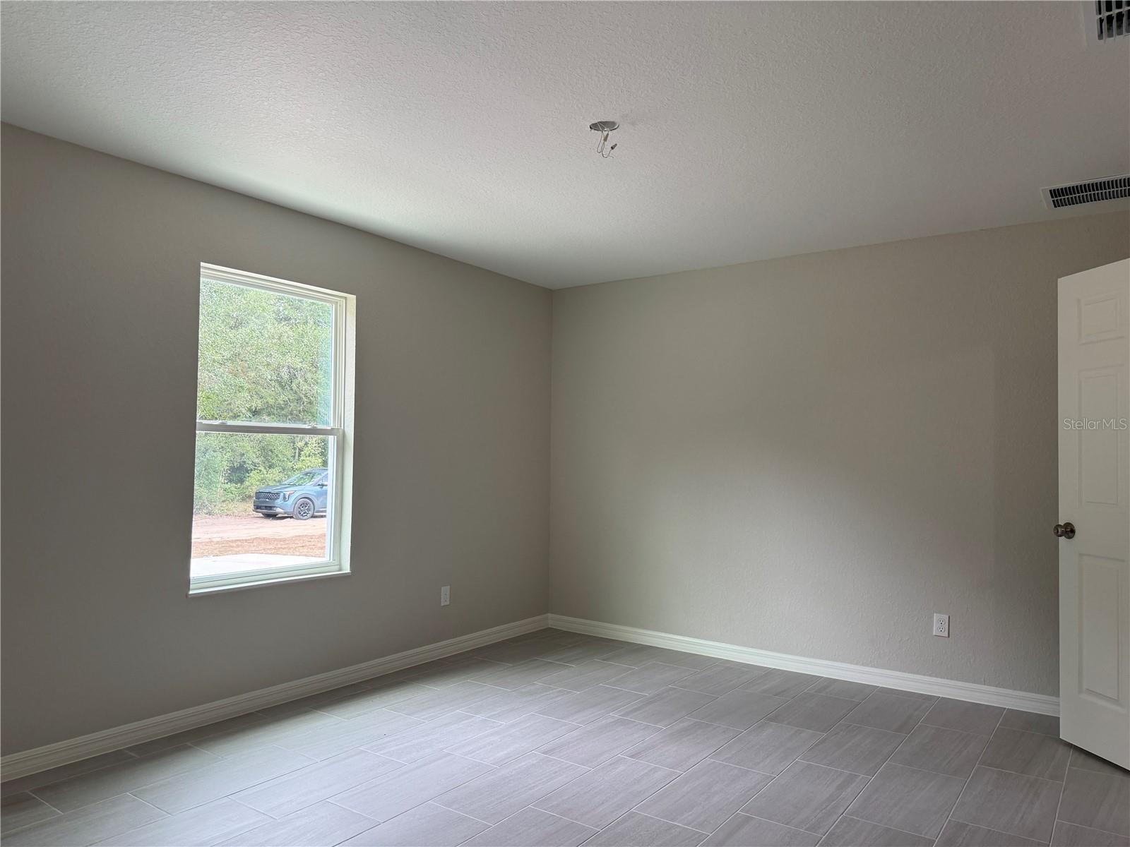 1323 Nw 52nd Ct Property Photo 10