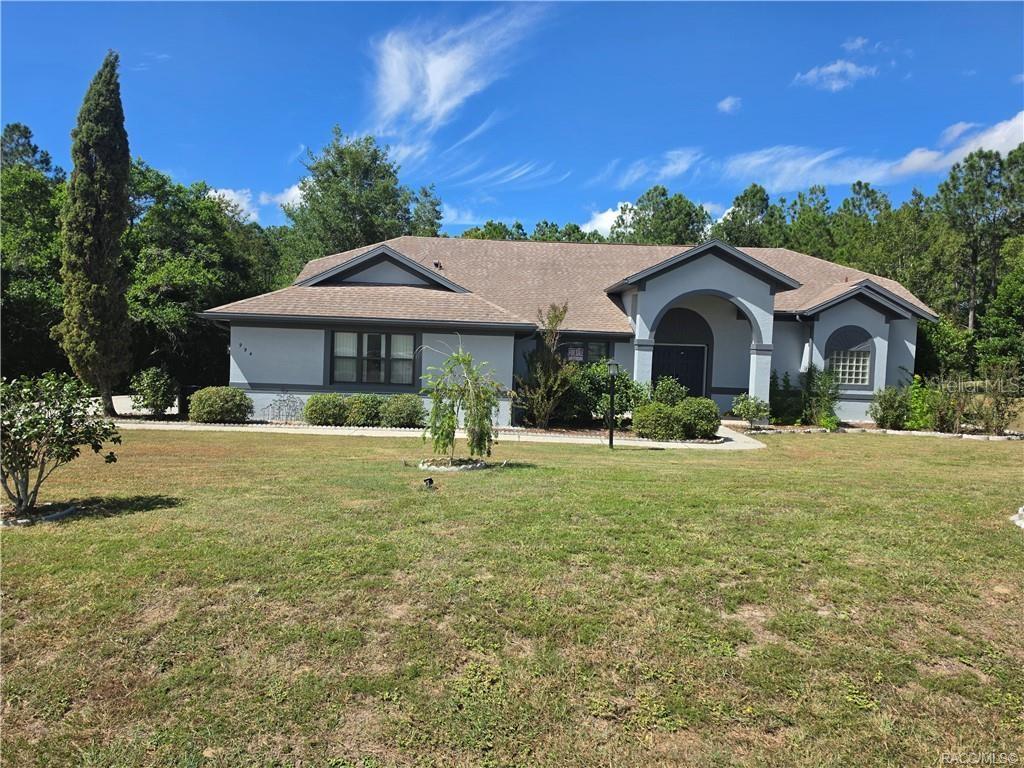 994 E Crown Of Roses Loop Property Photo 1