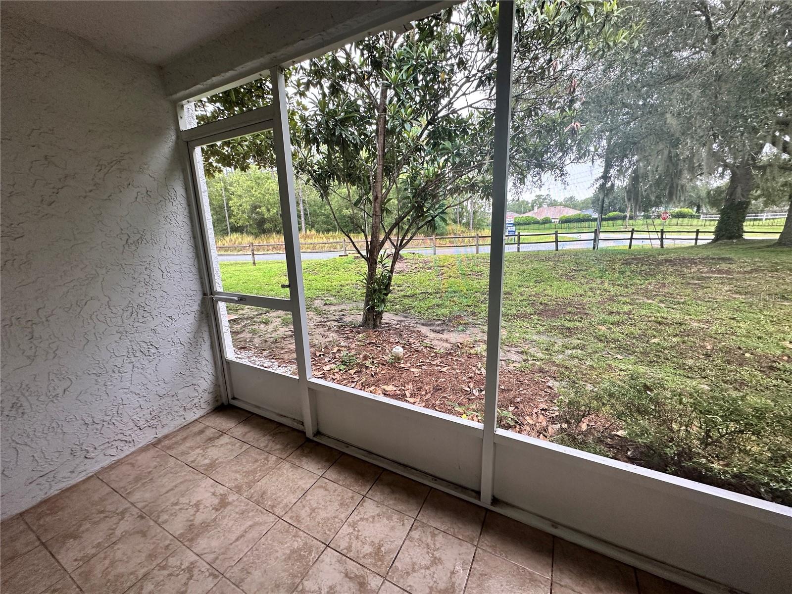 8124 Fairways Cir #r104 Property Photo 10