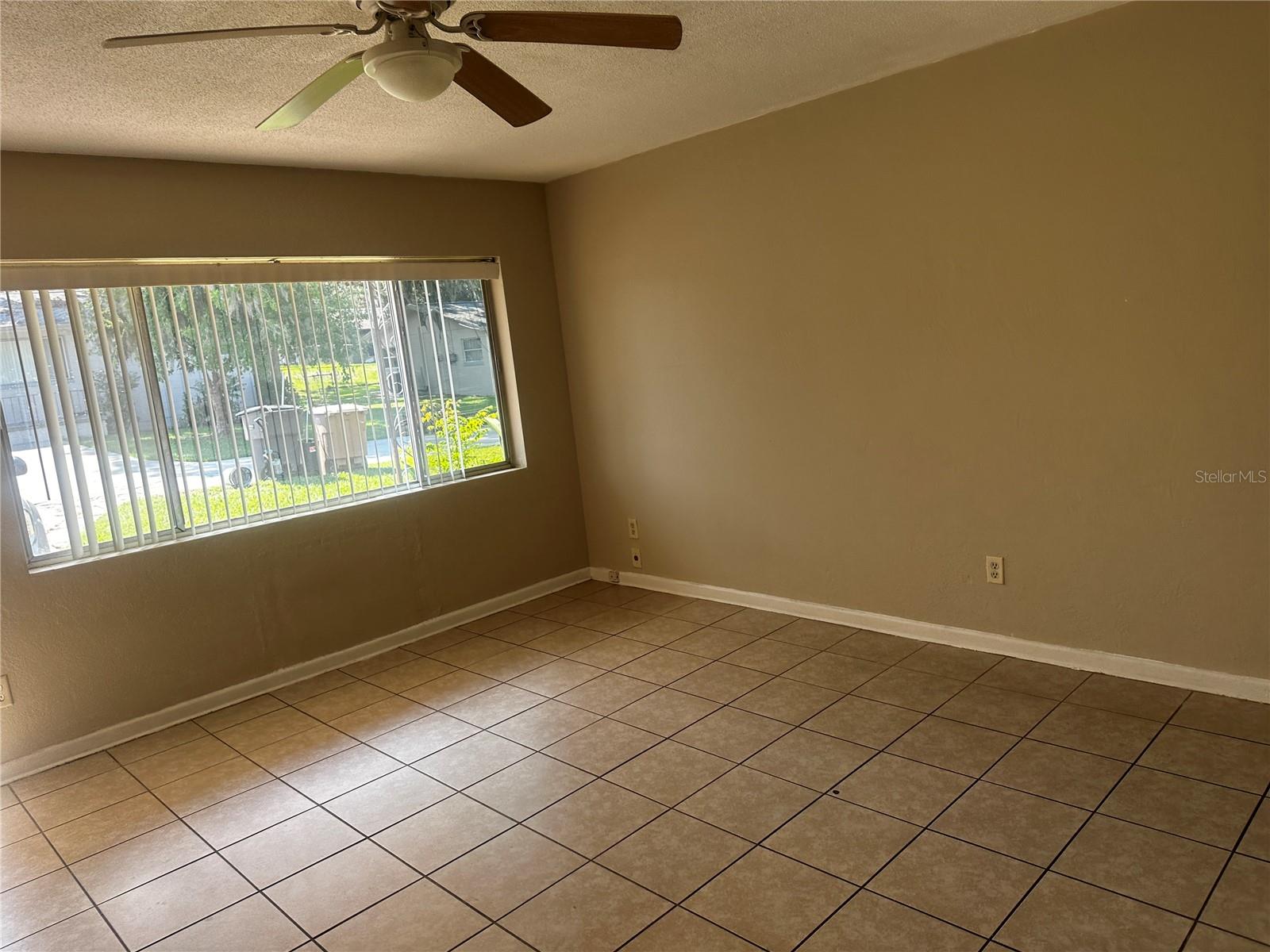 2017 Ne 2 St Property Photo 4