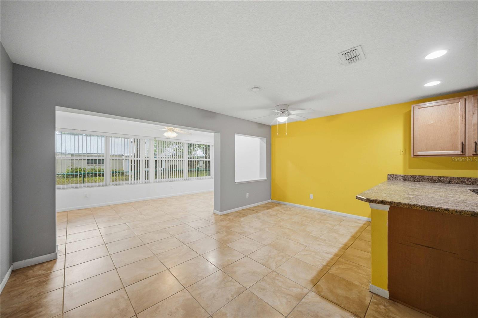 8707 Sw 88th Court Rd #f Property Photo 7