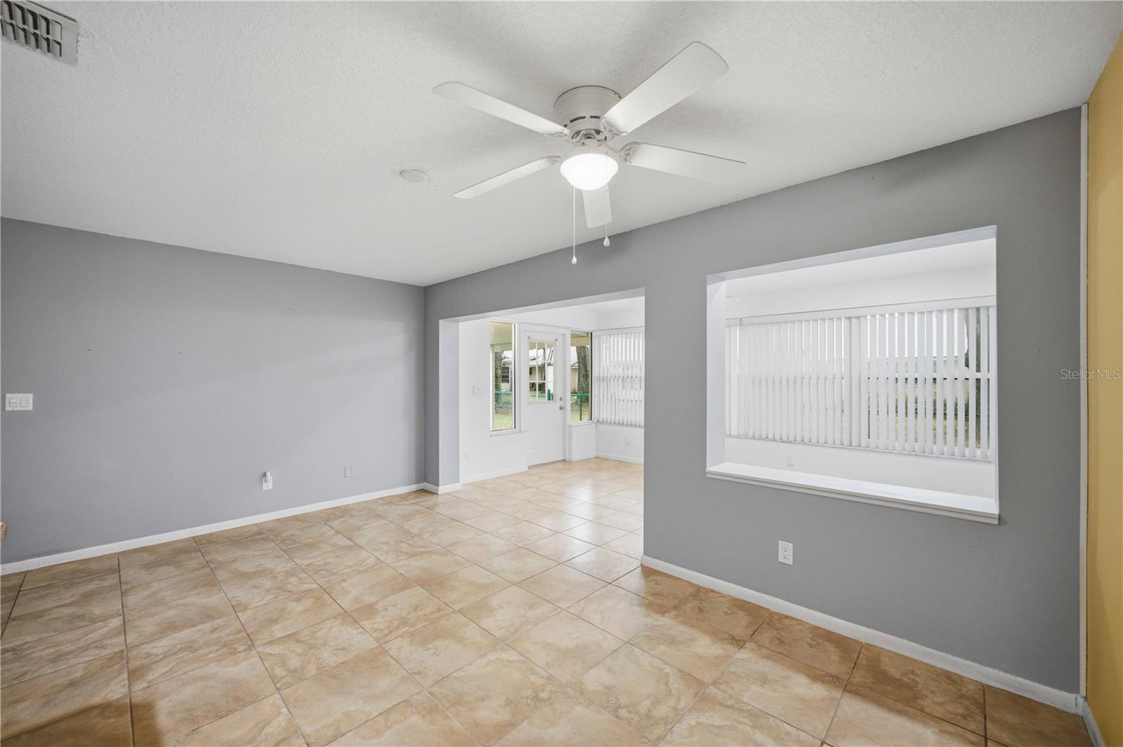 8707 Sw 88th Court Rd #f Property Photo 12