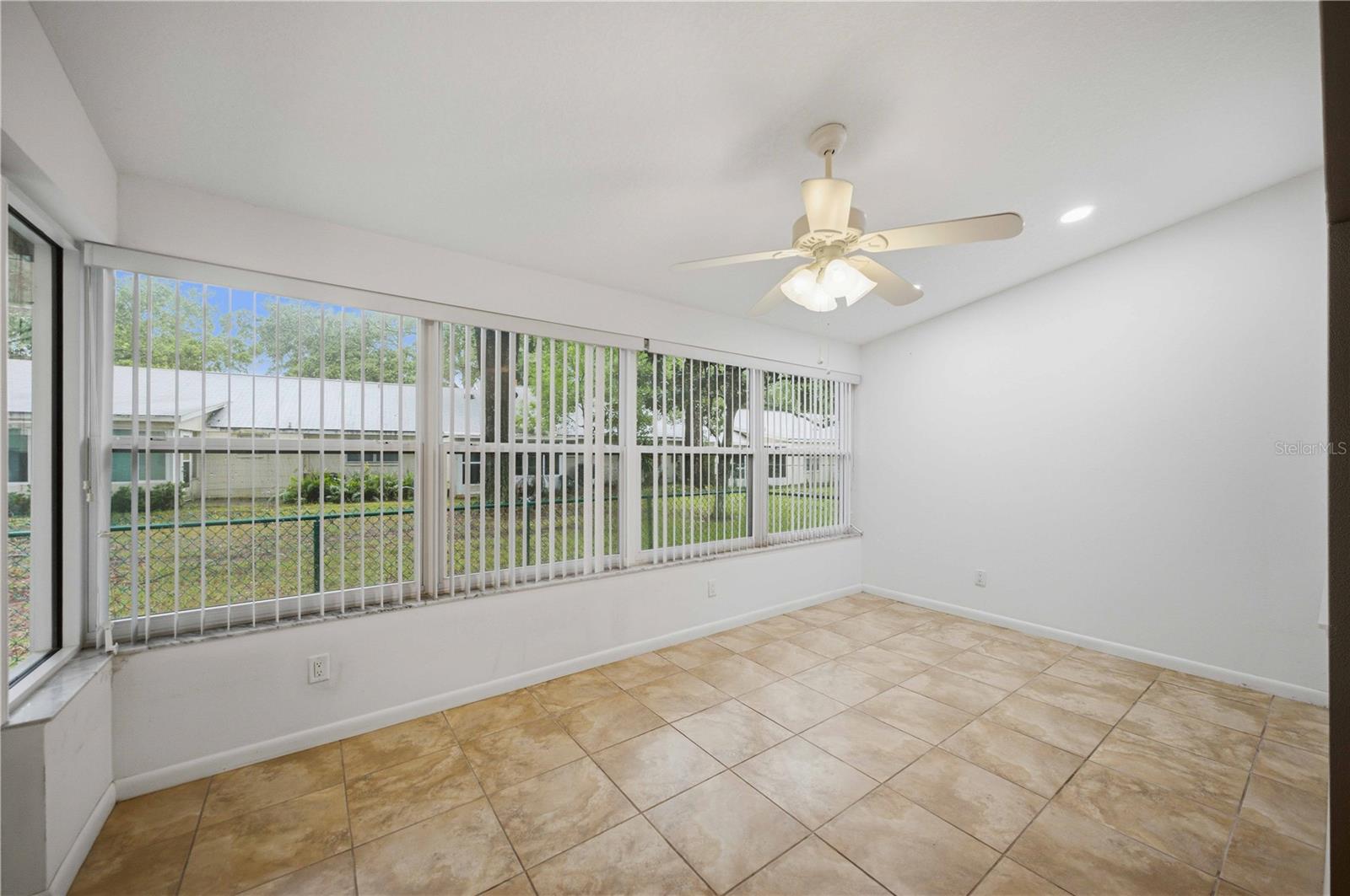 8707 Sw 88th Court Rd #f Property Photo 13