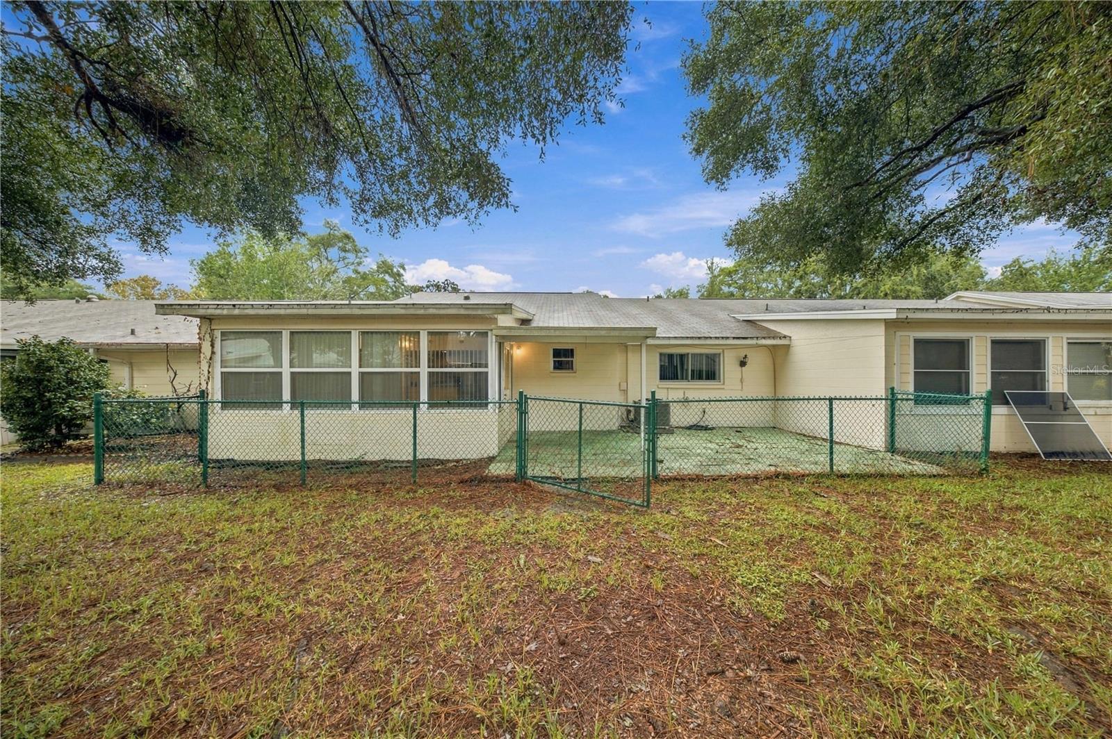 8707 Sw 88th Court Rd #f Property Photo 25
