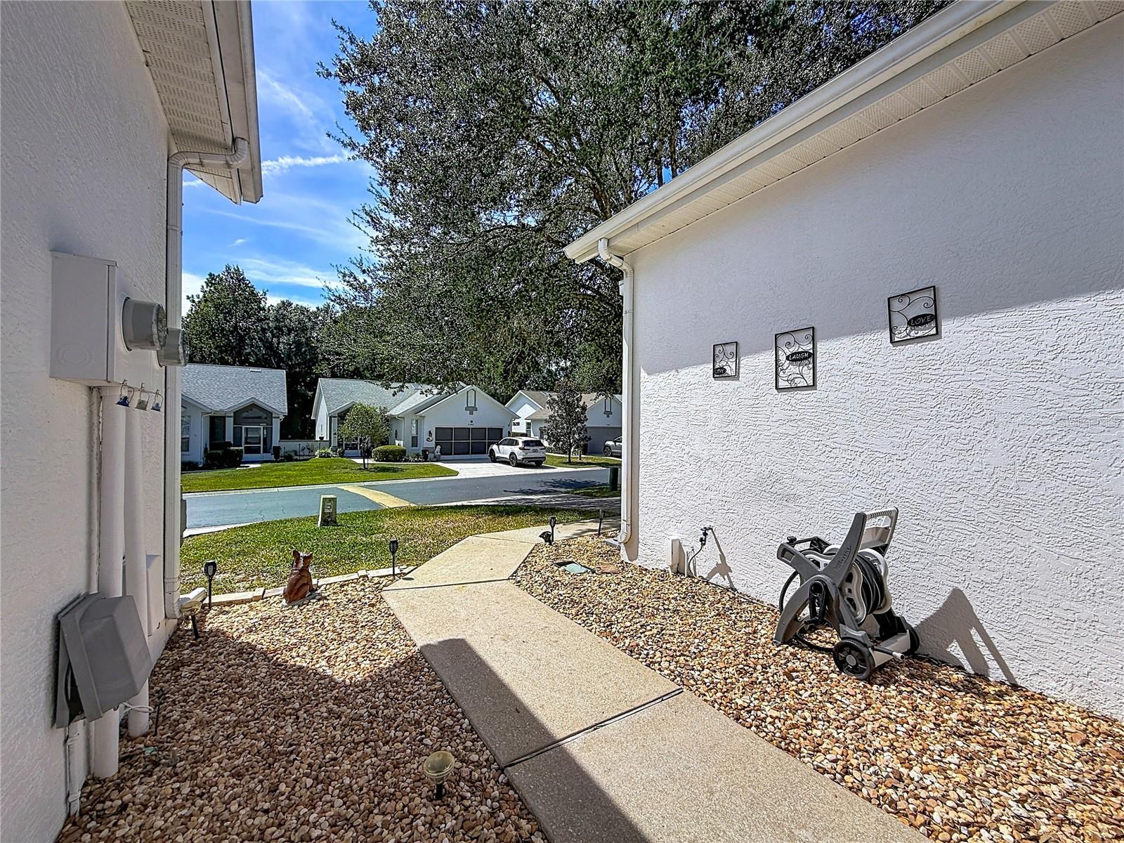 3564 S Belgrave Dr Property Photo 9