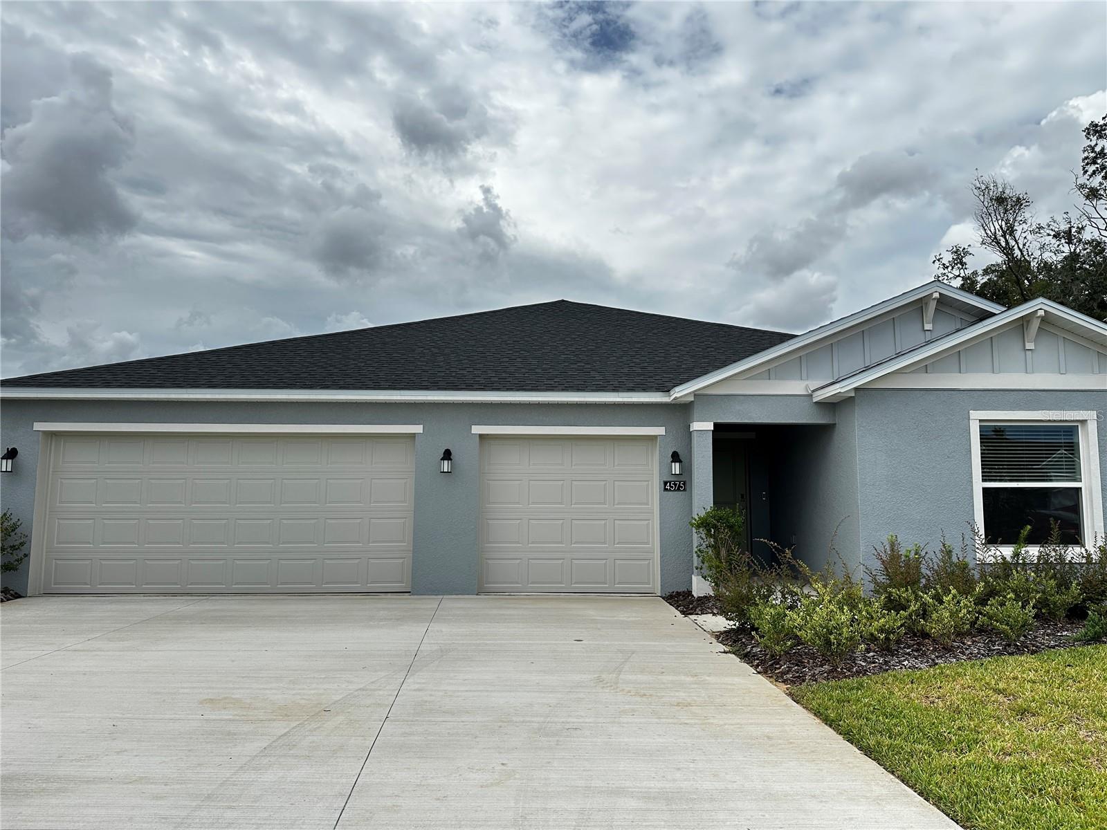 4575 SW 81ST LOOP Property Photo 1