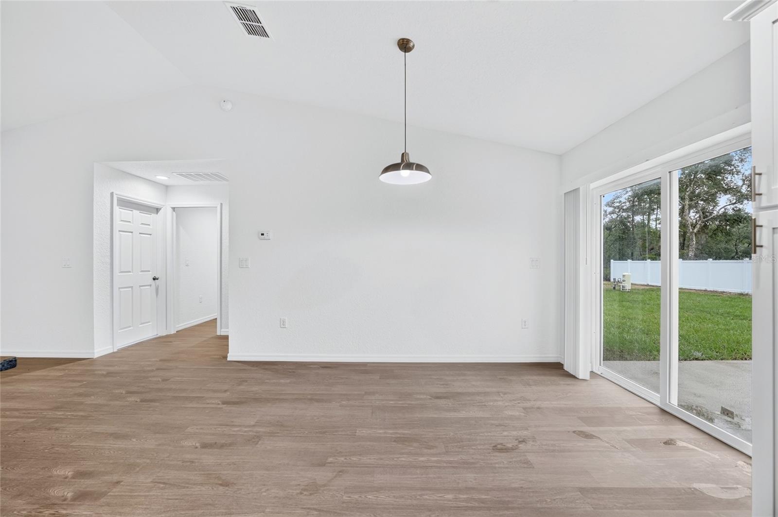 3 Fisher Way Pl Property Photo 11