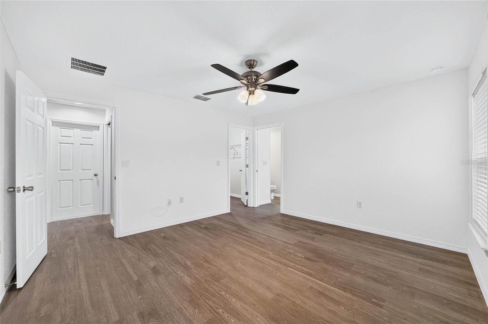 3 Fisher Way Pl Property Photo 13