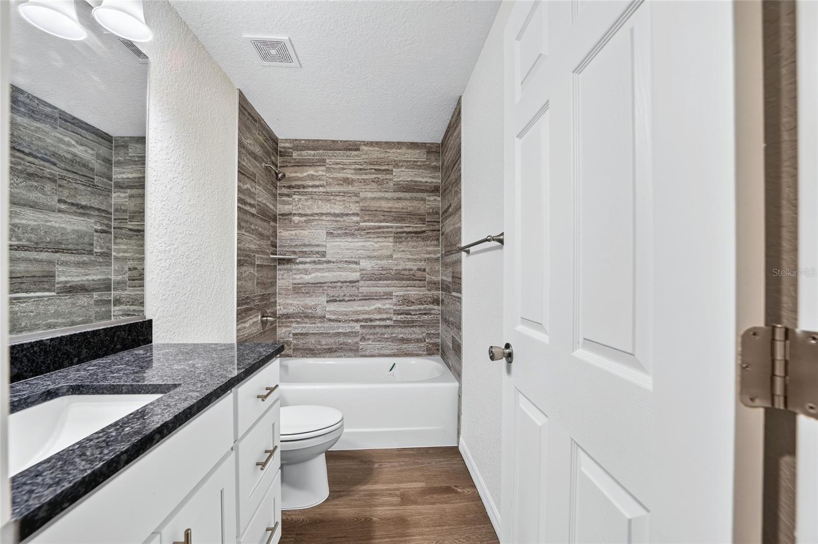 3 Fisher Way Pl Property Photo 20