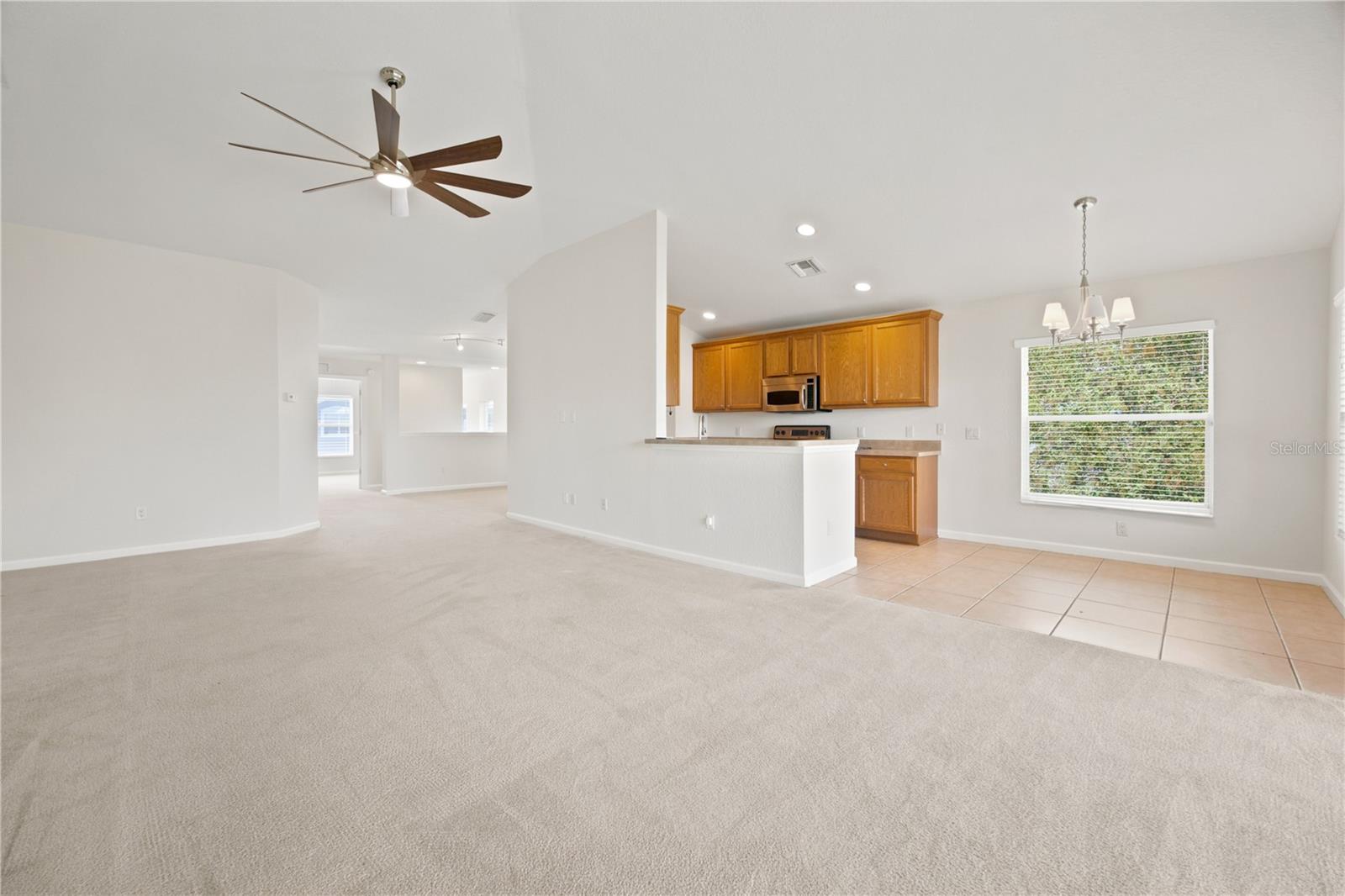4535 Sw 52nd Cir #102 Property Photo 6