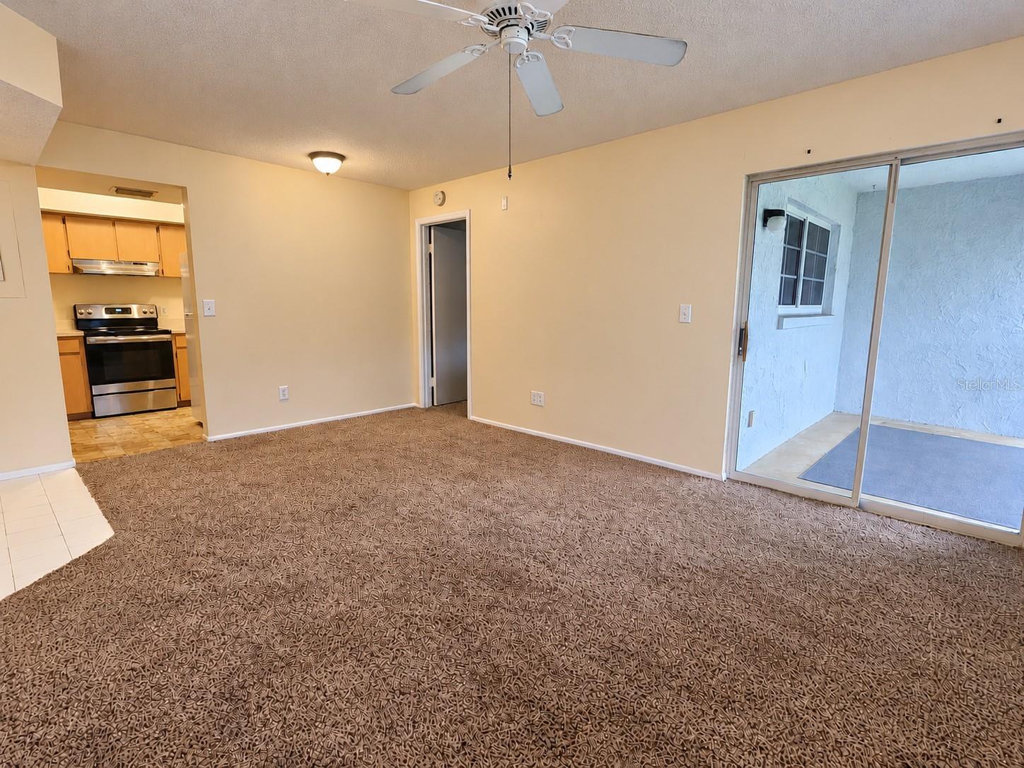 580 Fairways Ln #g204 Property Photo 4