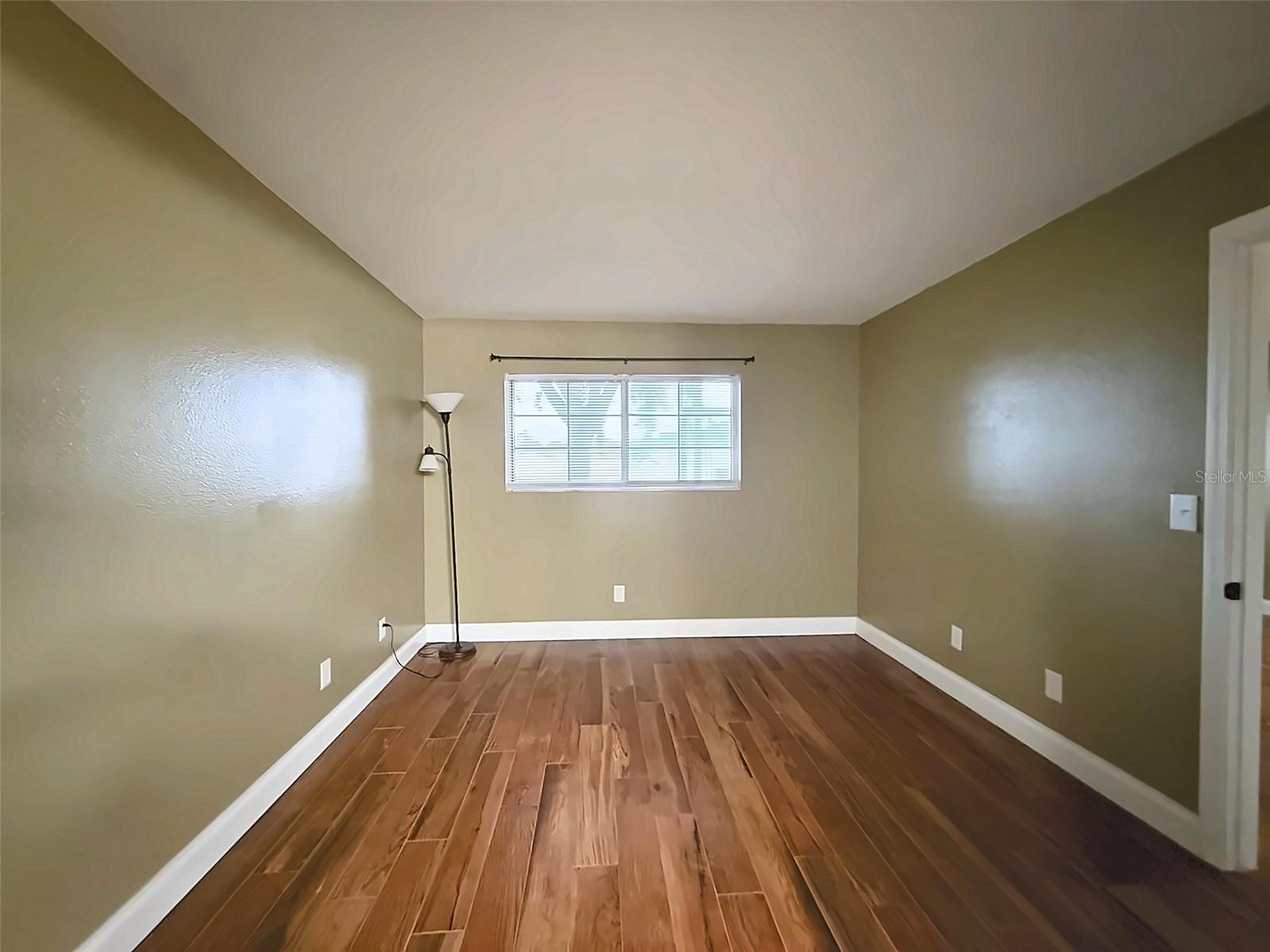 559 Midway Trak #l104 Property Photo 7