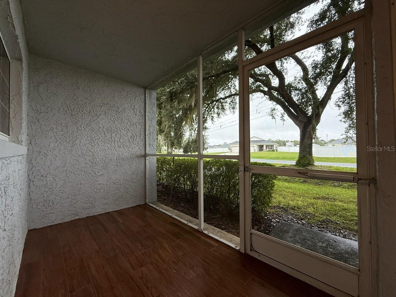 559 Midway Trak #l104 Property Photo 18