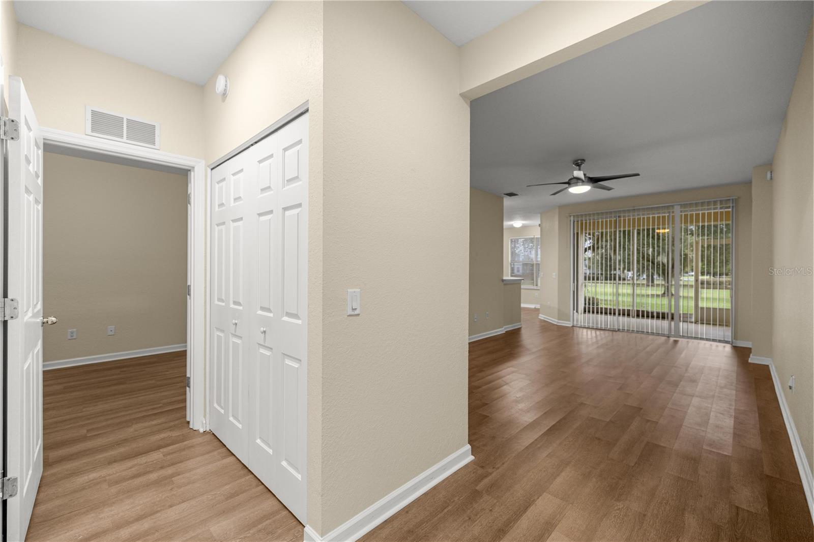 4555 Sw 52nd Cir #105 Property Photo 6