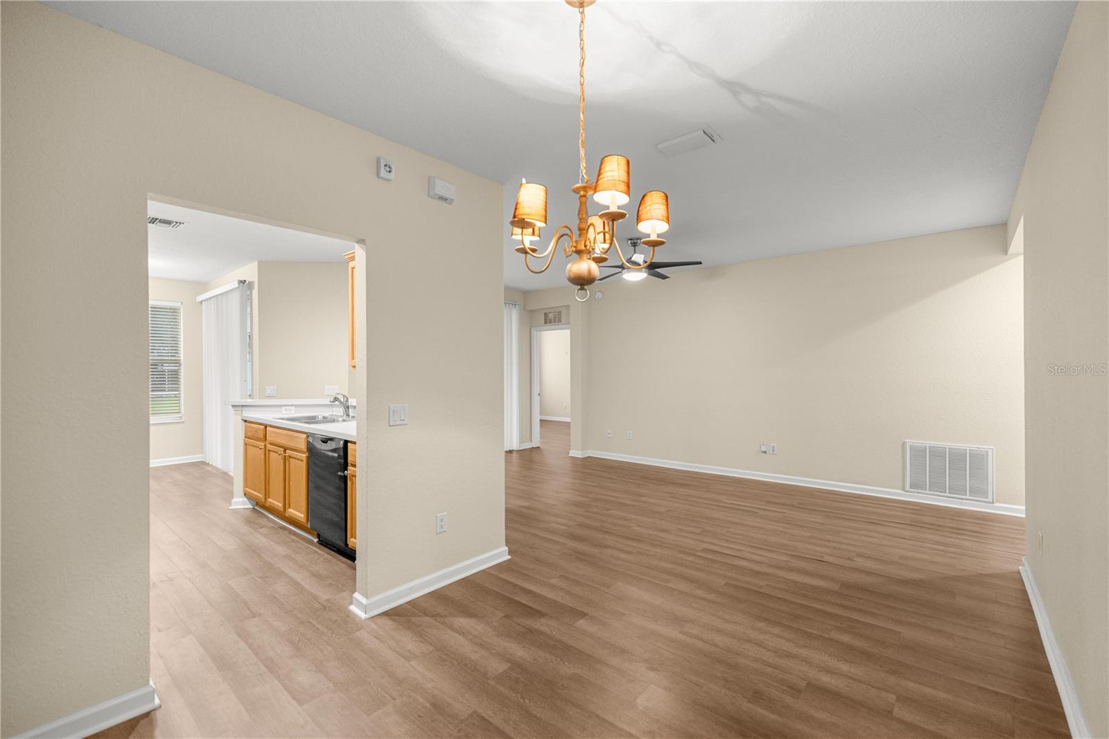 4555 Sw 52nd Cir #105 Property Photo 17